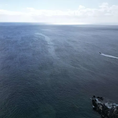 Bayside Kalendra Jable Encuentra Paz En La Naturaleza Salvaje * Guatiza